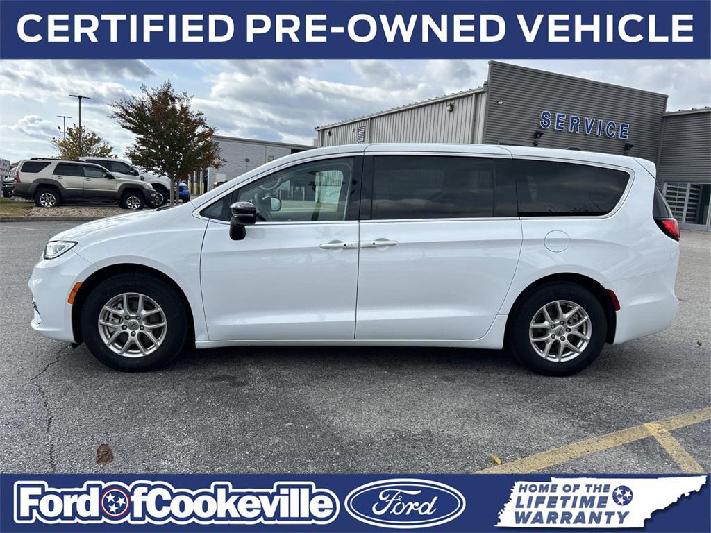 used 2024 Chrysler Pacifica car, priced at $25,290