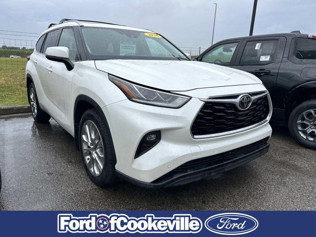 used 2020 Toyota Highlander car, priced at $35,788