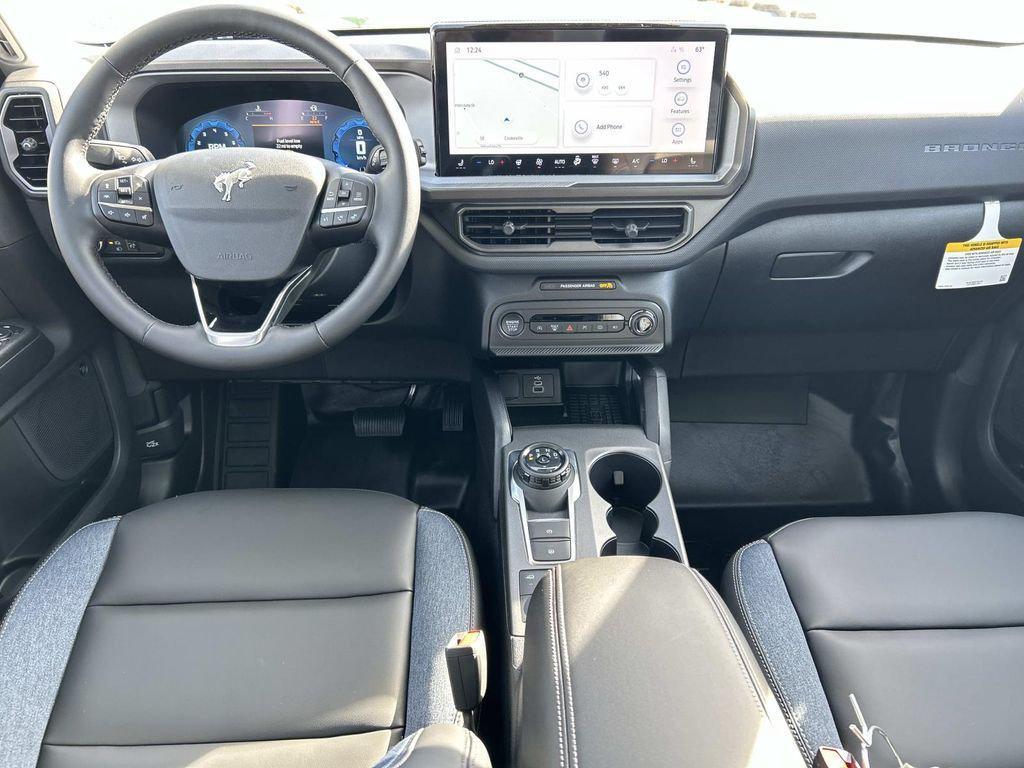 new 2025 Ford Bronco Sport car, priced at $41,221