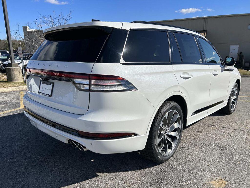 new 2026 Lincoln Aviator car, priced at $65,600