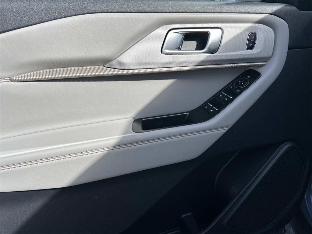 new 2026 Ford Explorer car, priced at $46,400