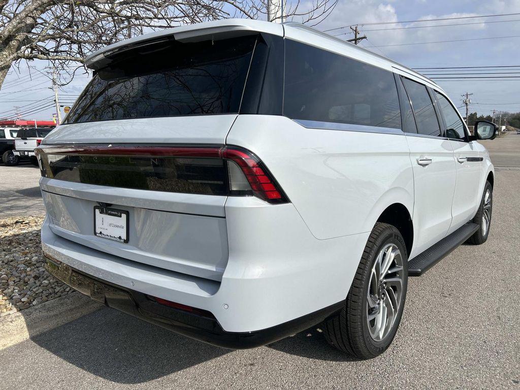 new 2026 Lincoln Navigator car, priced at $97,000