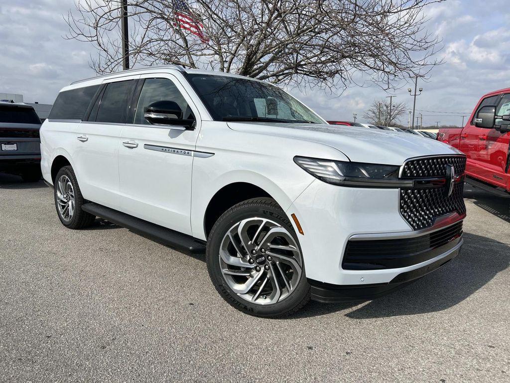 new 2026 Lincoln Navigator car, priced at $97,000