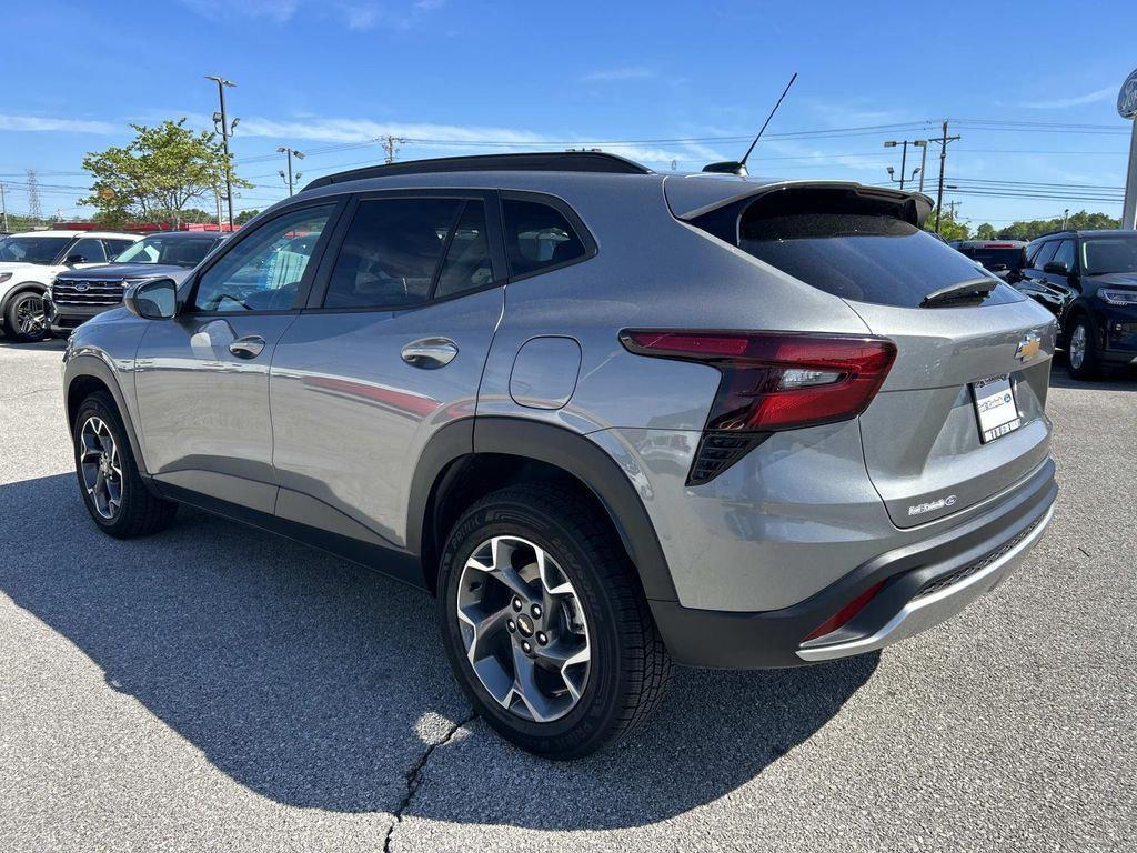 used 2024 Chevrolet Trax car, priced at $22,788