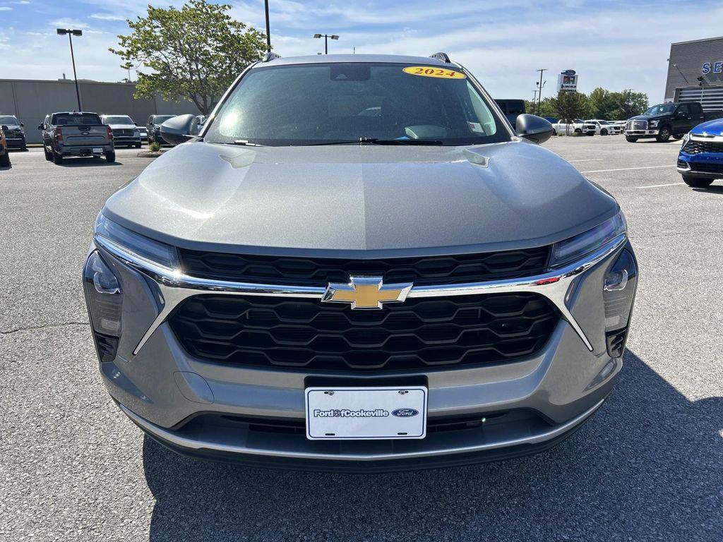 used 2024 Chevrolet Trax car, priced at $22,788