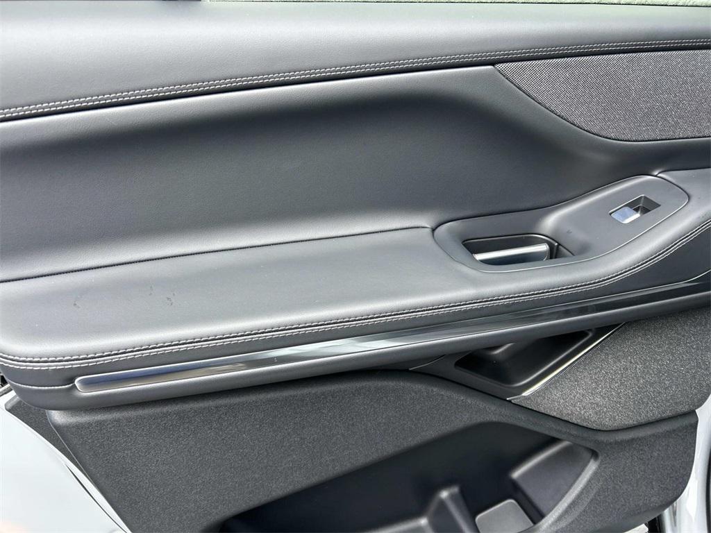 new 2026 Lincoln Navigator car, priced at $109,000