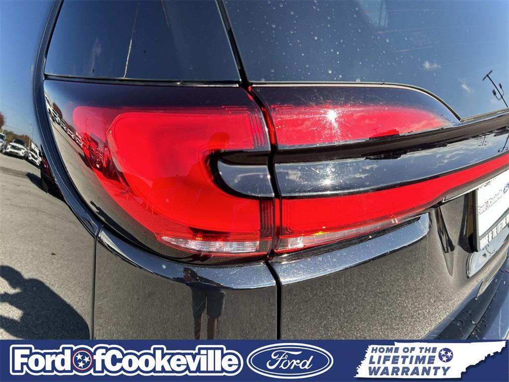 used 2024 Chrysler Pacifica car, priced at $23,590