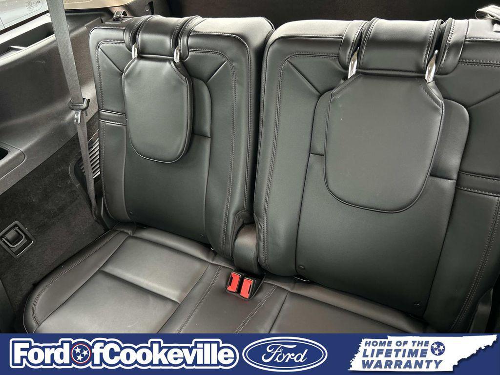 used 2023 Lincoln Aviator car, priced at $42,981