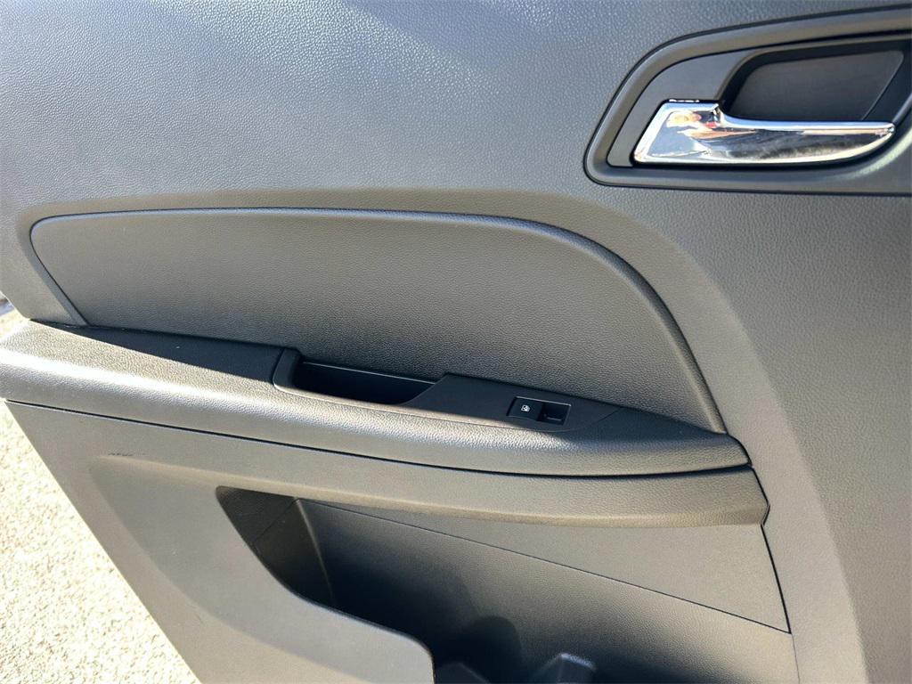 used 2015 Chevrolet Equinox car, priced at $9,990