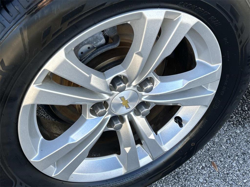 used 2015 Chevrolet Equinox car, priced at $9,990