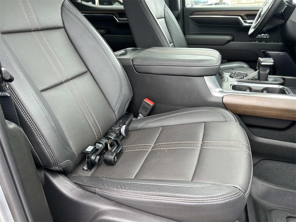 used 2024 Chevrolet Silverado 1500 car, priced at $59,990