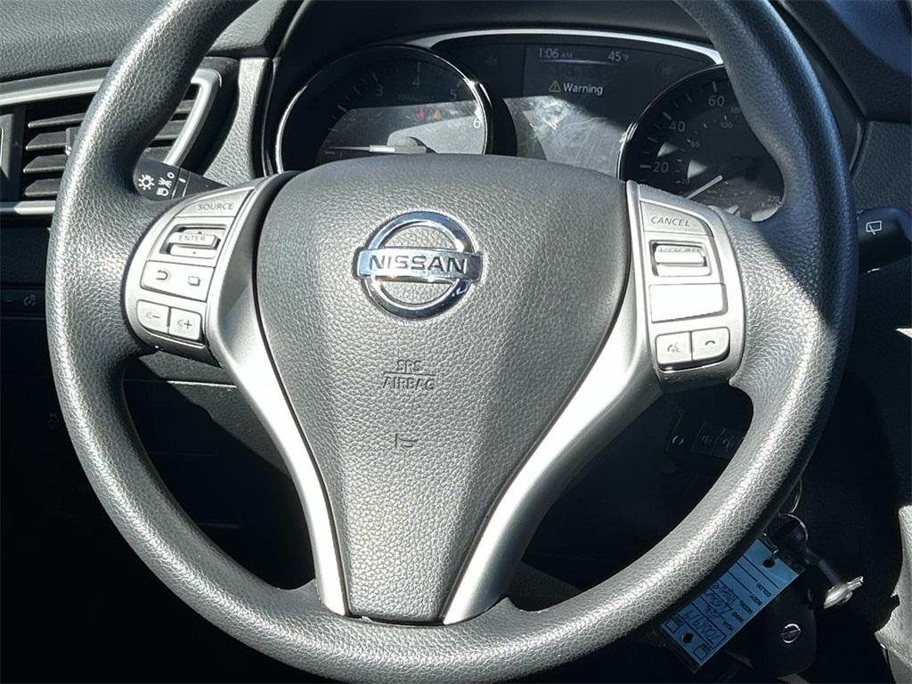 used 2016 Nissan Rogue car, priced at $12,981