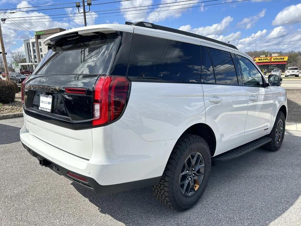 new 2026 Ford Expedition car, priced at $80,884