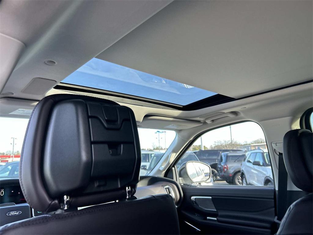 new 2026 Ford Expedition car, priced at $93,000