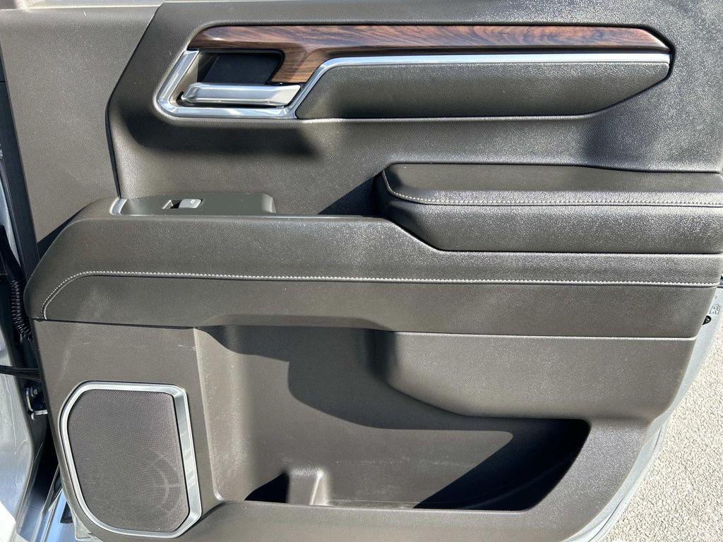 used 2024 GMC Sierra 1500 car, priced at $47,388