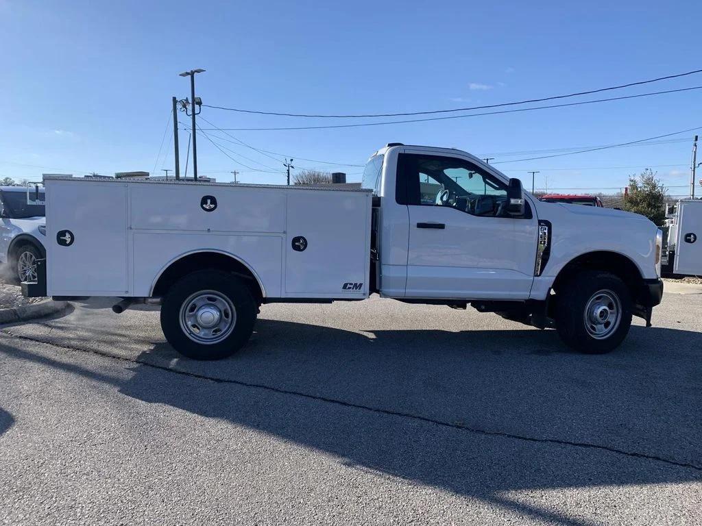 new 2025 Ford F-350 car, priced at $61,798