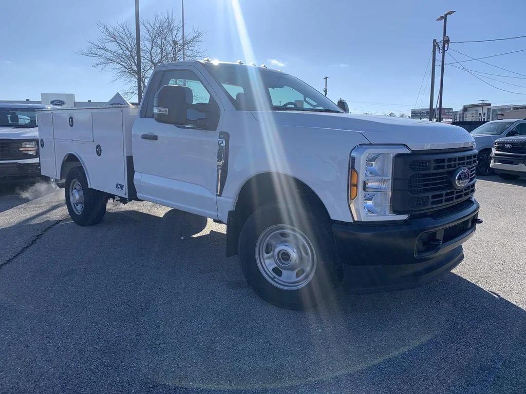 new 2025 Ford F-350 car, priced at $61,798