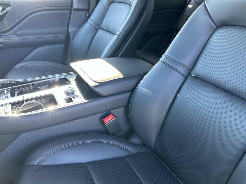 new 2026 Lincoln Aviator car, priced at $62,105