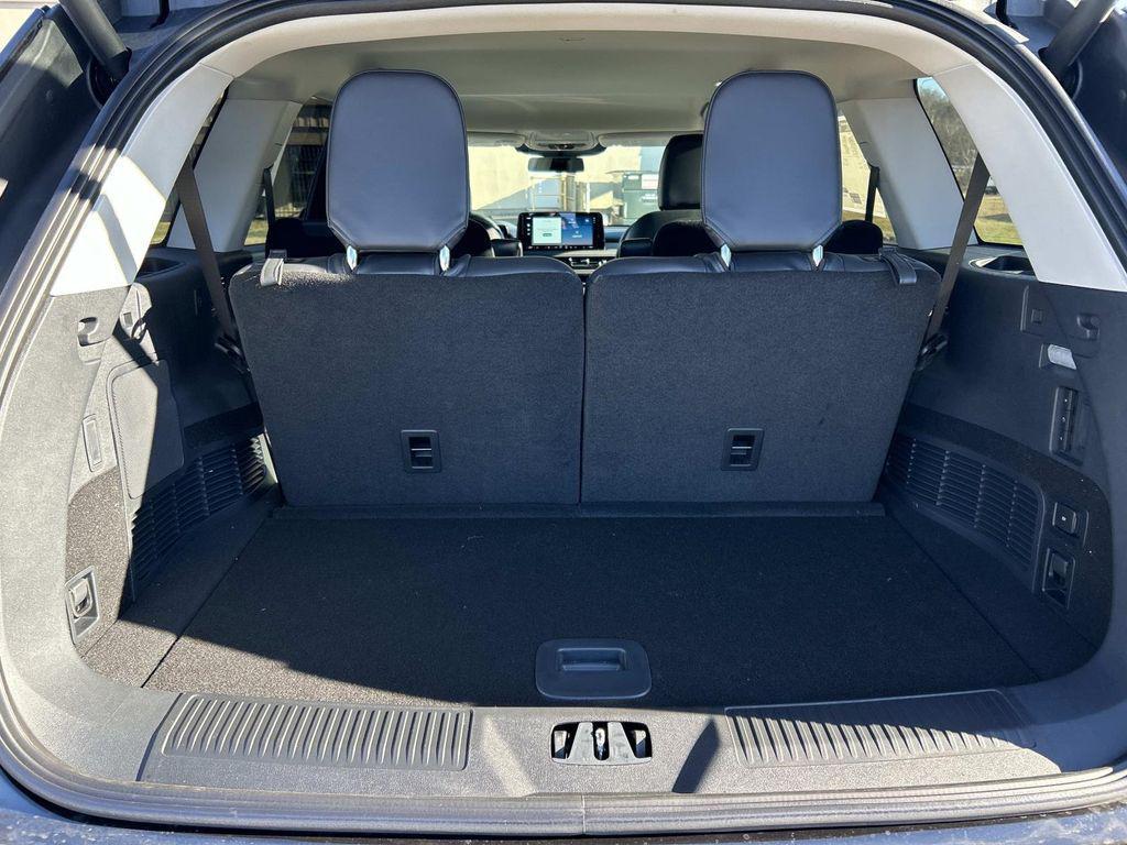 new 2026 Lincoln Aviator car, priced at $60,300