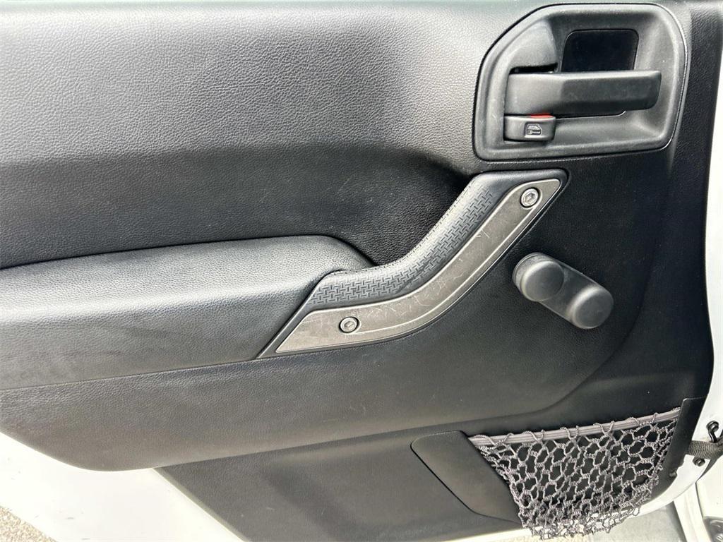 used 2014 Jeep Wrangler Unlimited car, priced at $16,990