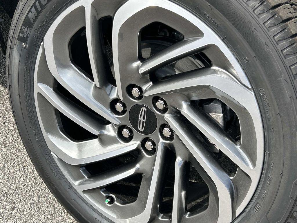 new 2026 Lincoln Navigator car, priced at $92,900