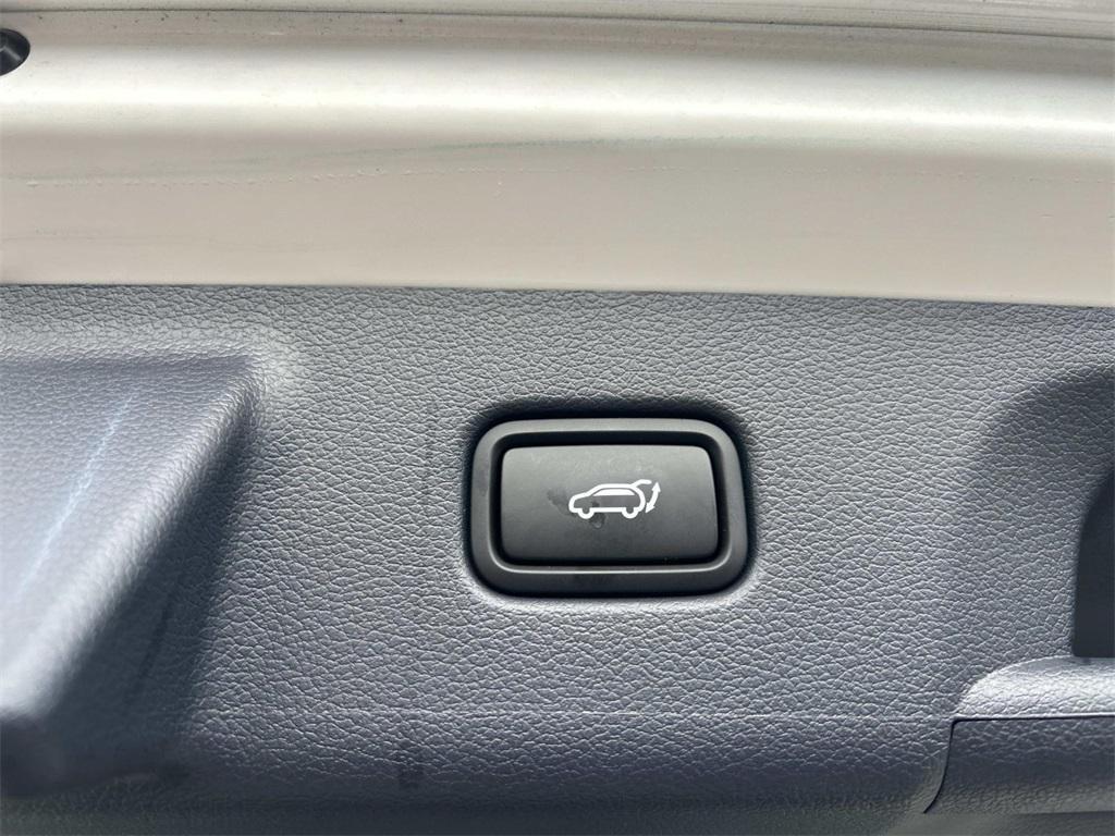 used 2025 Hyundai Palisade car, priced at $46,581