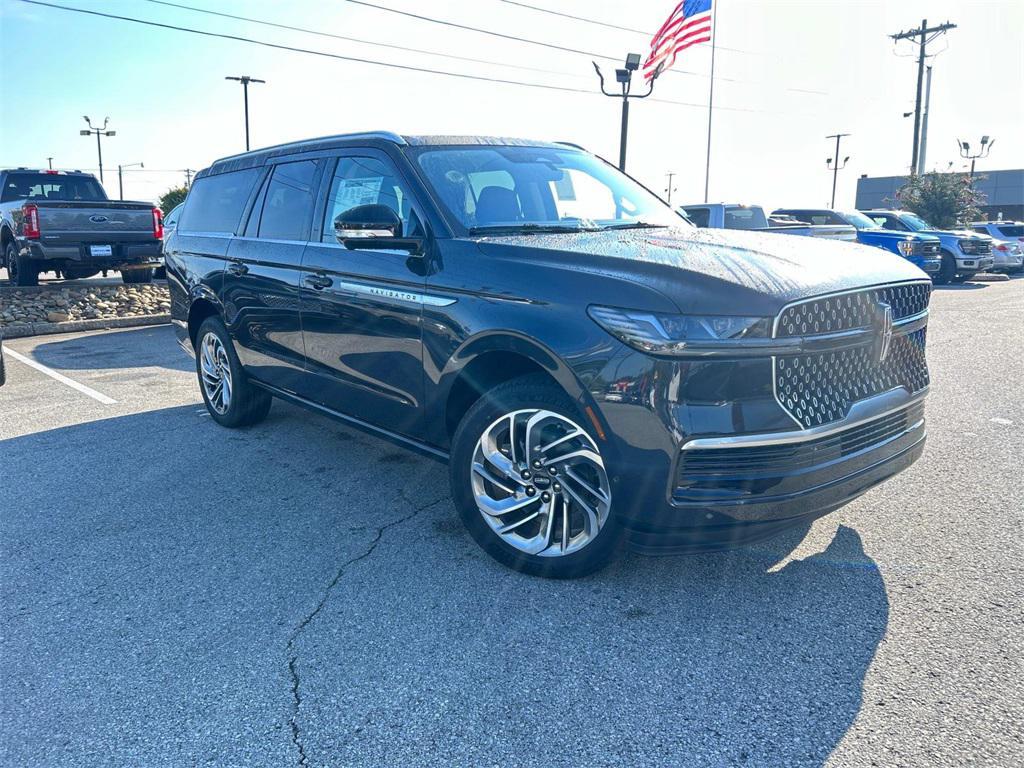 new 2025 Lincoln Navigator car, priced at $104,000