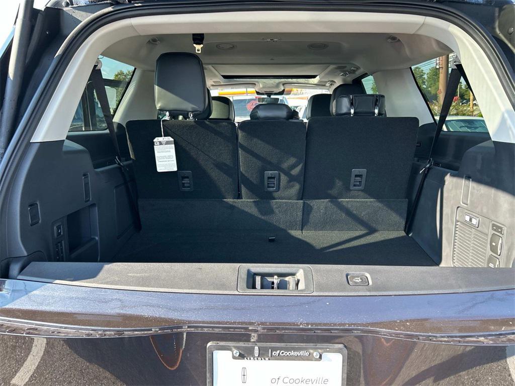 new 2025 Lincoln Navigator car, priced at $104,000