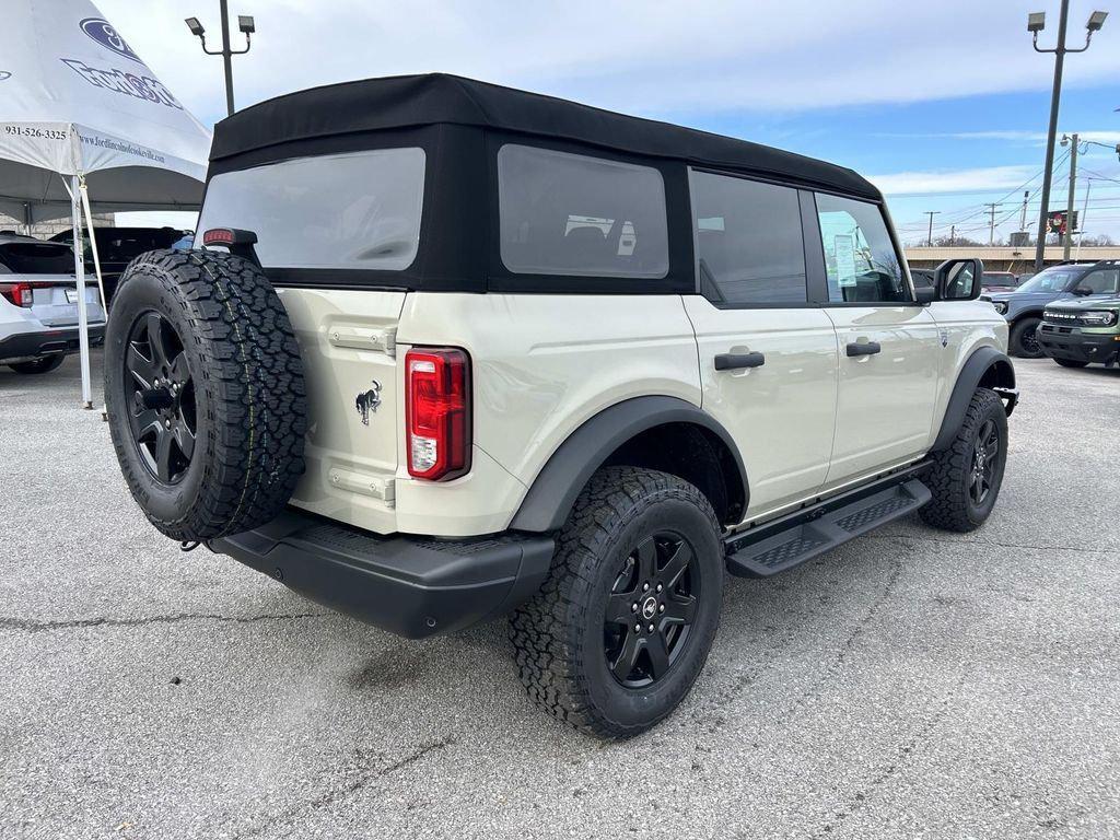 new 2025 Ford Bronco car, priced at $49,084