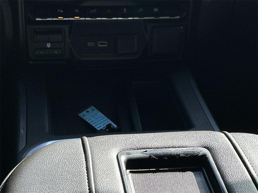 used 2019 Chevrolet Silverado 1500 car, priced at $30,981