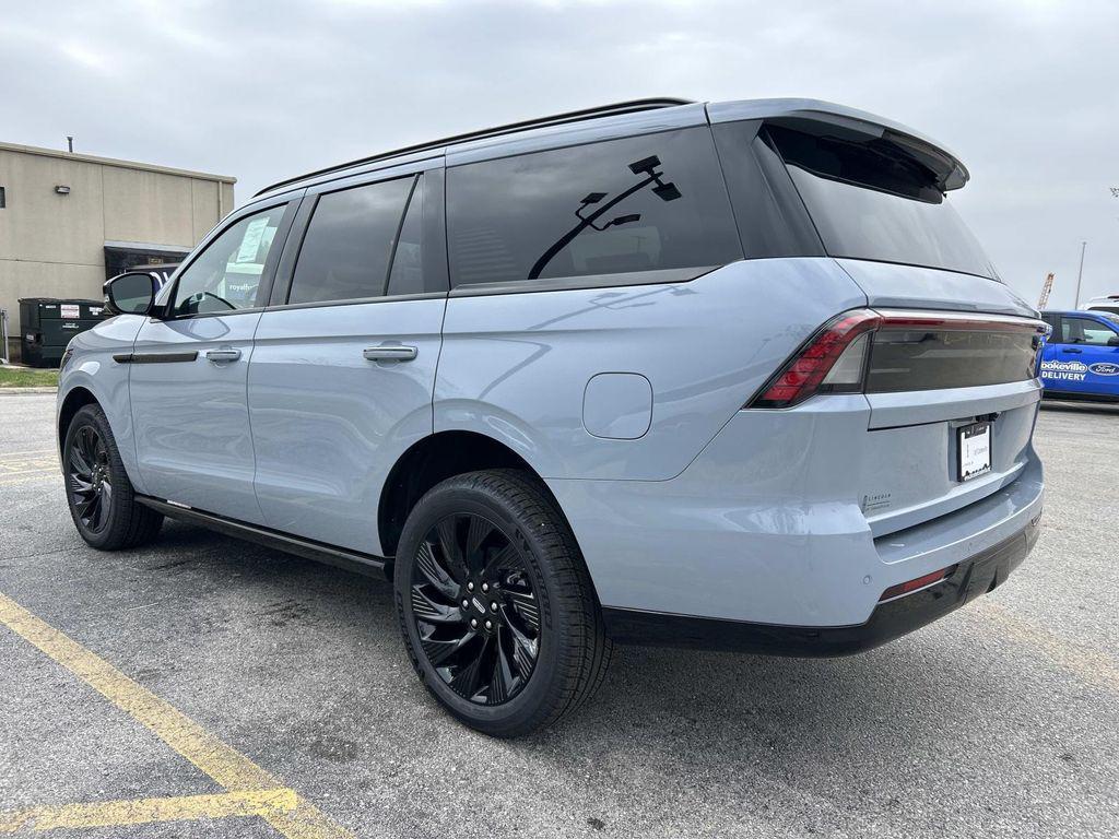 new 2026 Lincoln Navigator car, priced at $105,000