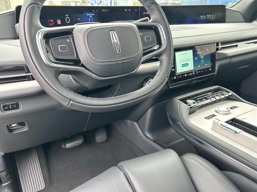 new 2026 Lincoln Navigator car, priced at $105,000