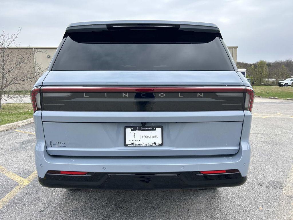 new 2026 Lincoln Navigator car, priced at $105,000