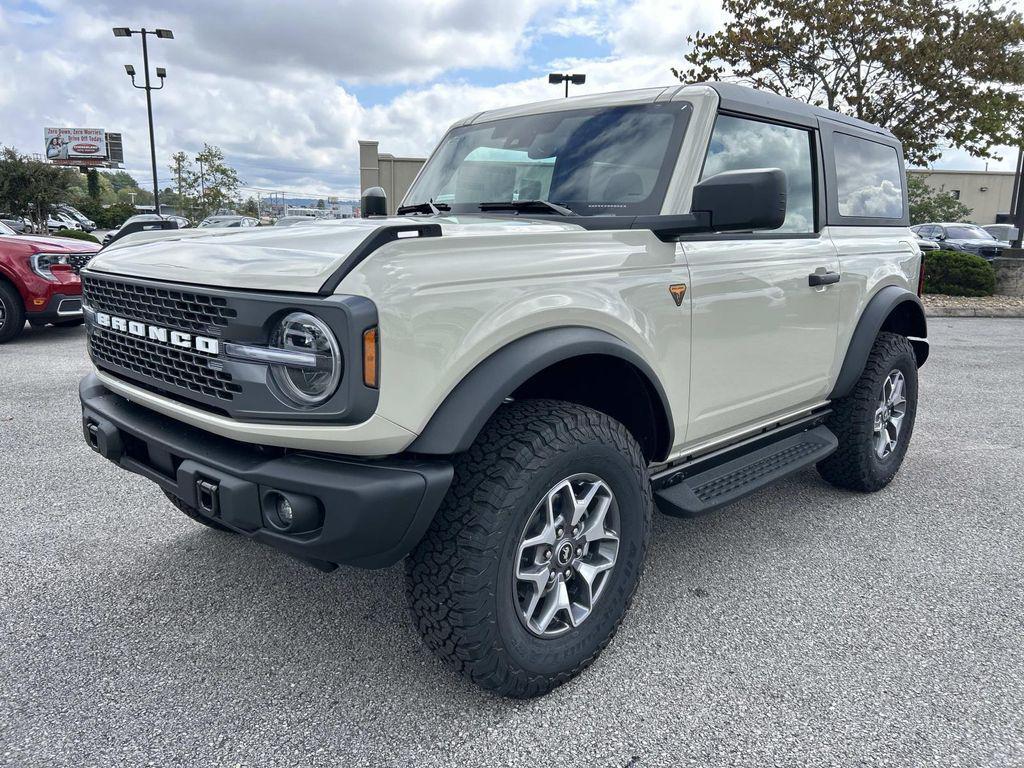 new 2025 Ford Bronco car, priced at $55,200