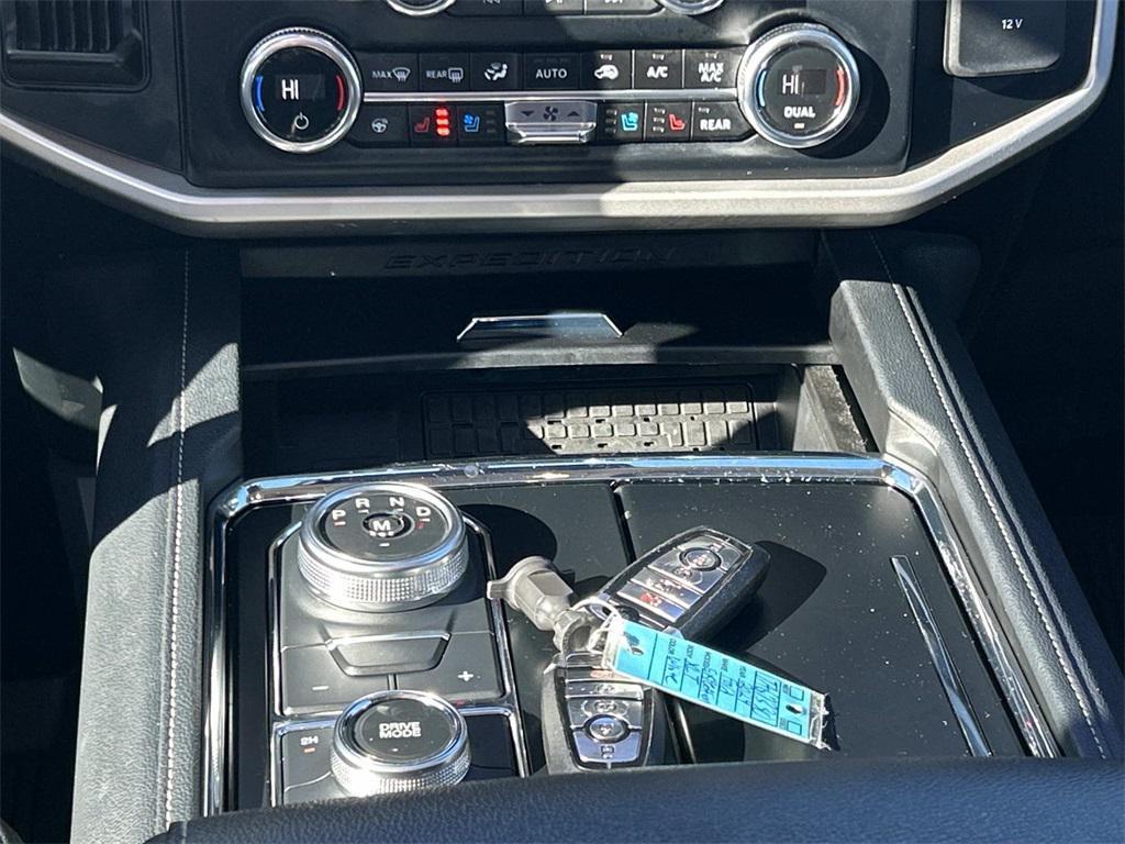 used 2024 Ford Expedition Max car, priced at $61,981