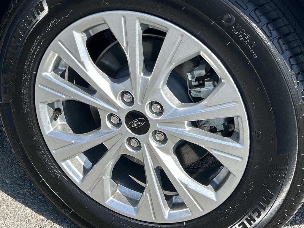 new 2026 Ford Escape car, priced at $31,421