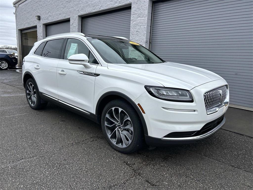 used 2021 Lincoln Nautilus car, priced at $33,981