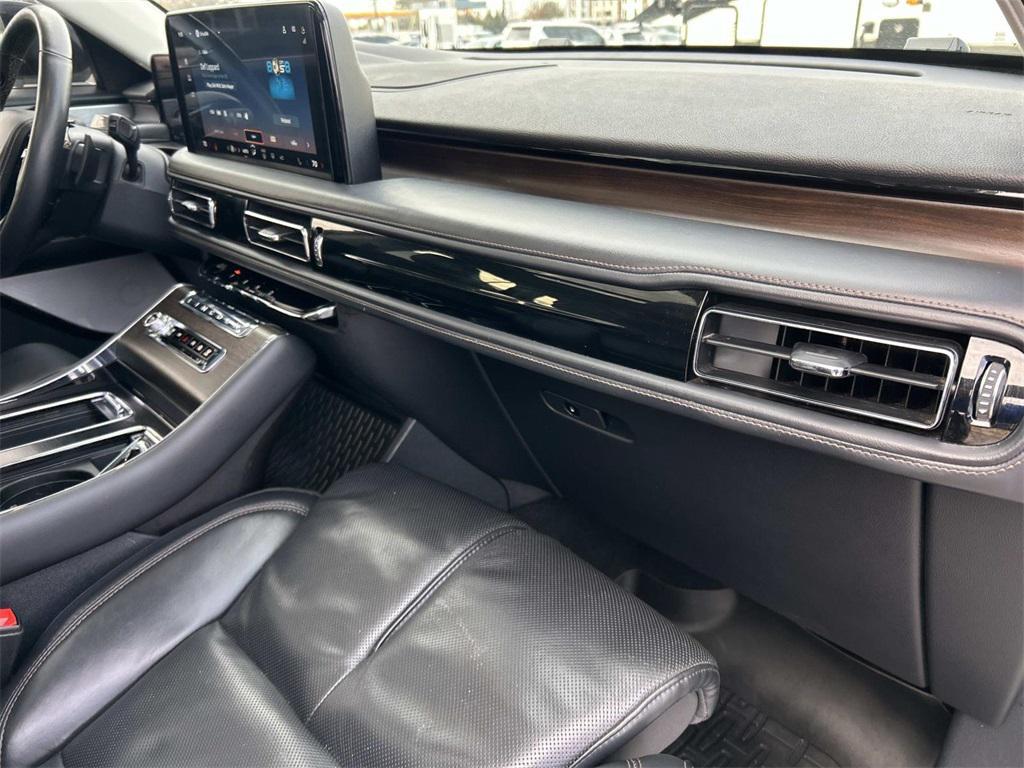 used 2025 Lincoln Aviator car, priced at $69,981