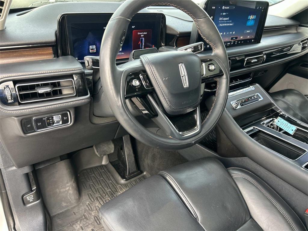 used 2025 Lincoln Aviator car, priced at $69,981