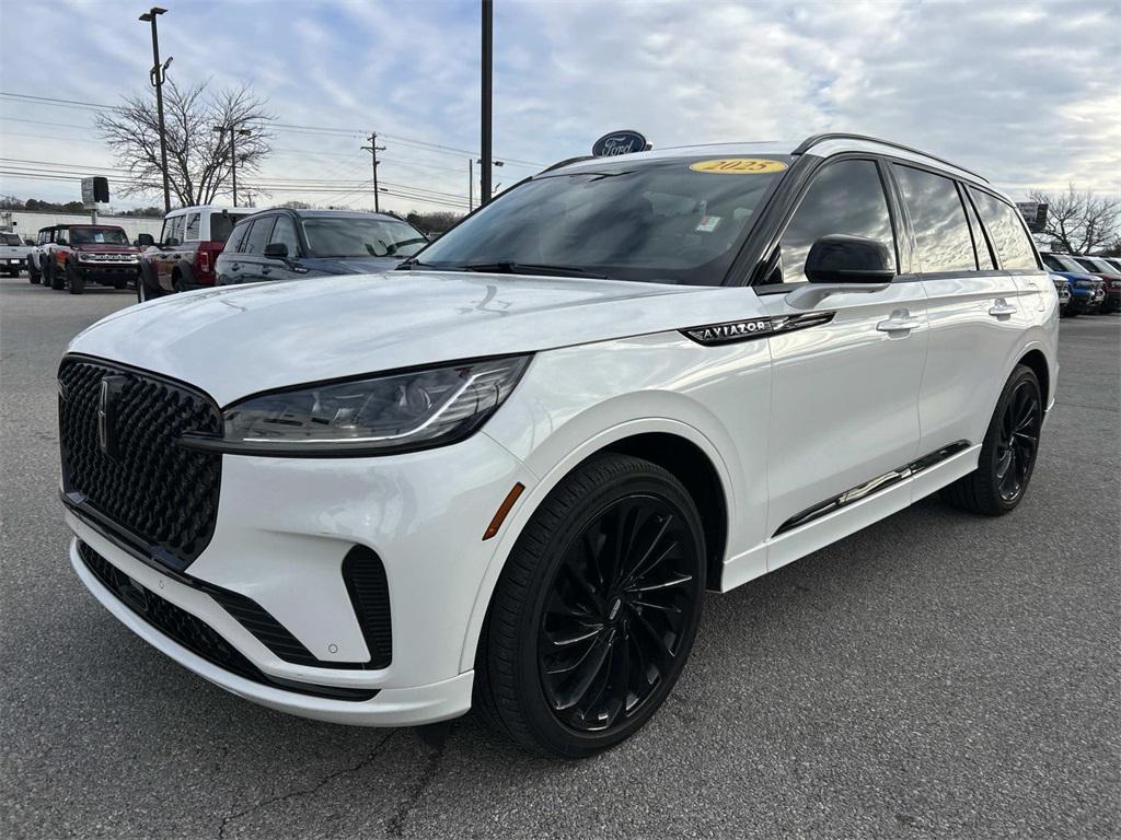 used 2025 Lincoln Aviator car, priced at $69,981