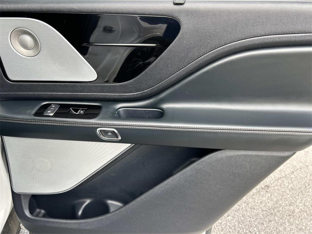 used 2025 Lincoln Aviator car, priced at $69,981