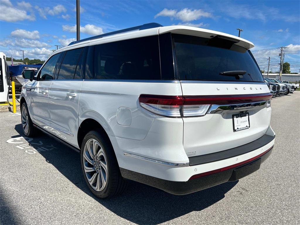used 2024 Lincoln Navigator car, priced at $75,981