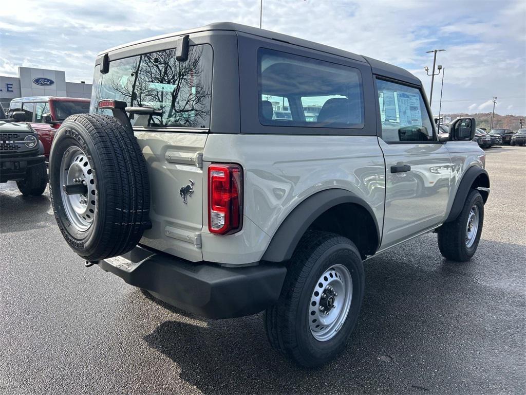 new 2025 Ford Bronco car, priced at $44,000