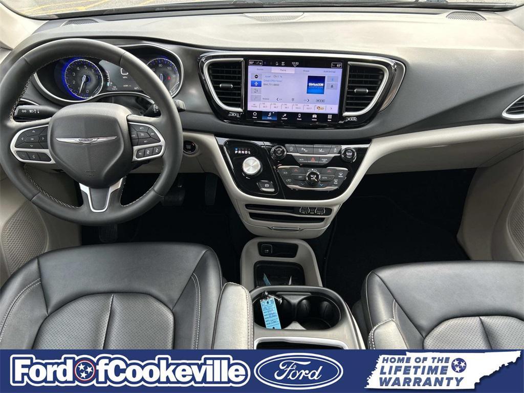 used 2024 Chrysler Pacifica car, priced at $25,590