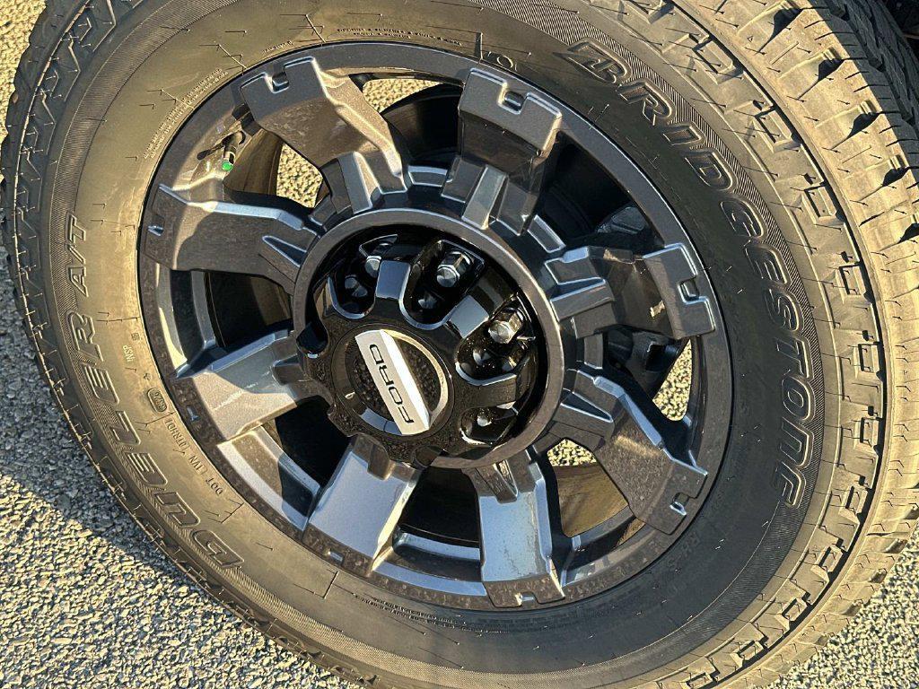 new 2027 Ford F-250 car, priced at $59,086