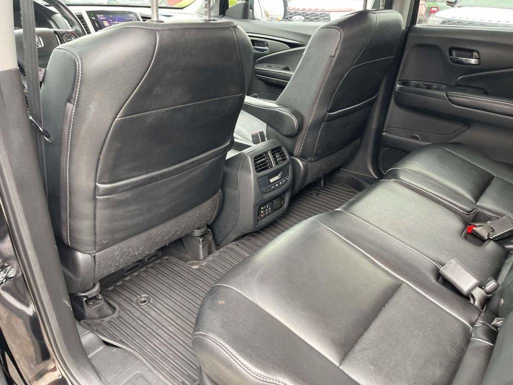 used 2016 Honda Pilot car