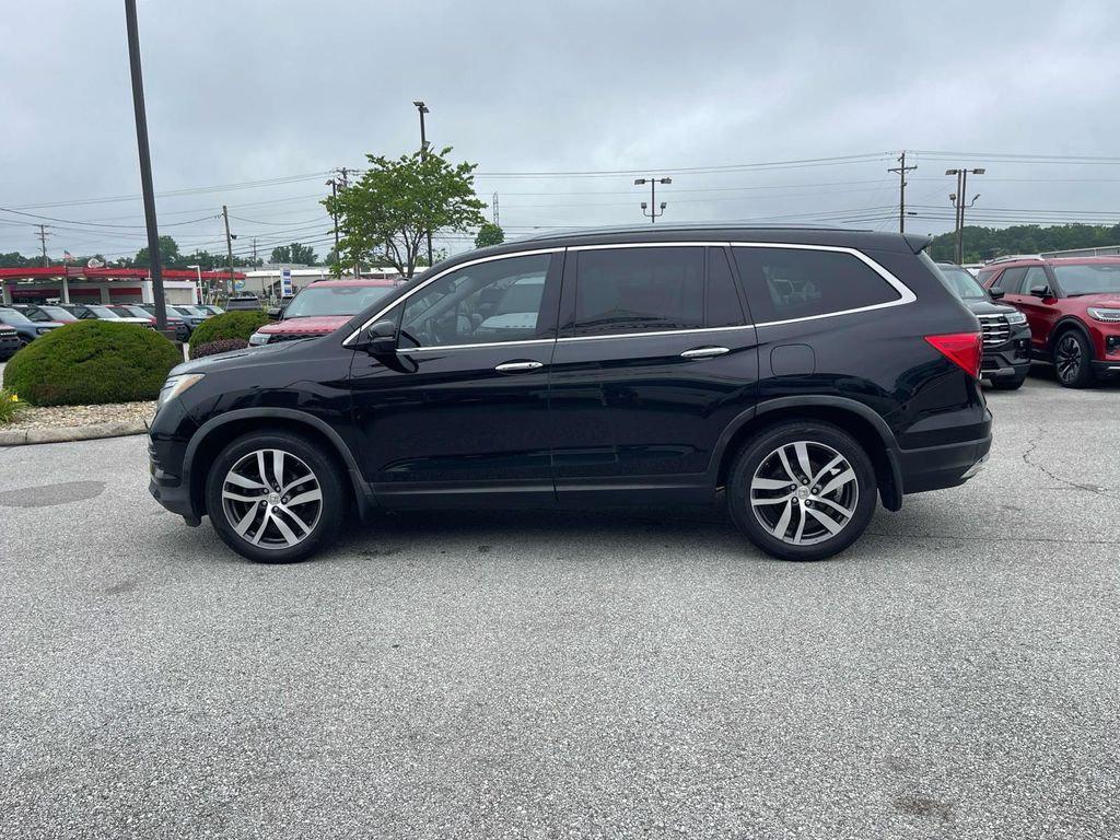 used 2016 Honda Pilot car