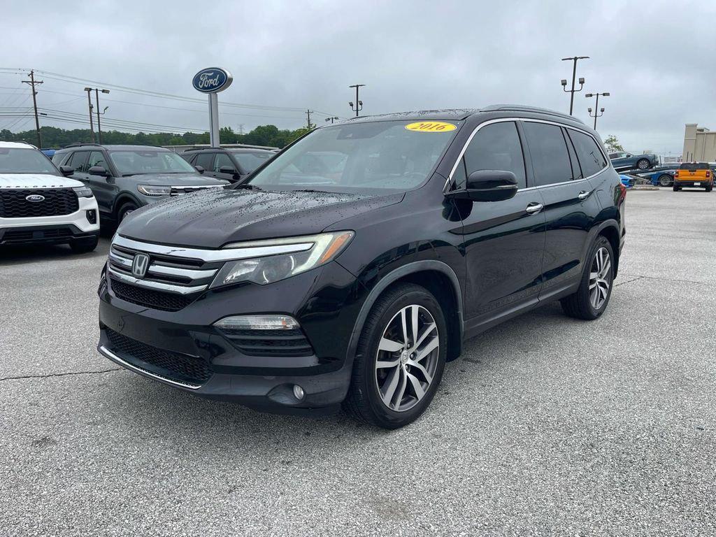 used 2016 Honda Pilot car