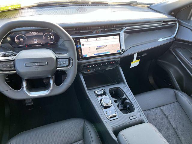 new 2026 Jeep Cherokee car, priced at $41,582