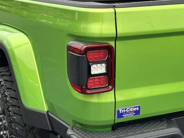 new 2026 Jeep Gladiator car, priced at $45,679